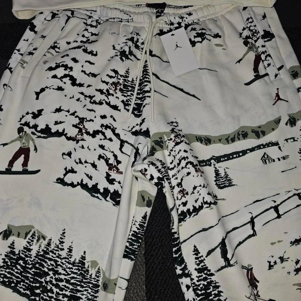 Jordan Fleece Men's Pants and Jordan Mountainside Resort‎ Sweatshirt